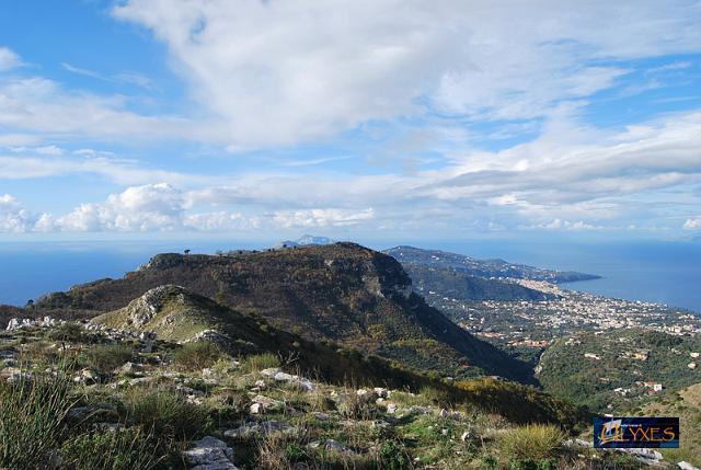 paesaggio con penisola.JPG